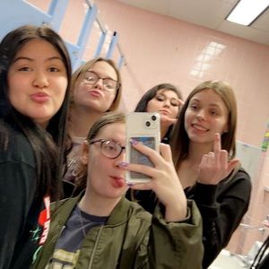 Meet your Posher, Kalani